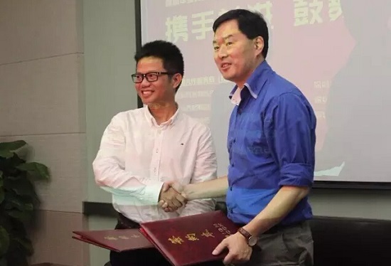 第一戶外與華強集團達成戰(zhàn)略合作，廣告投放獨家壟斷