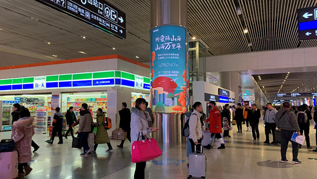 西安高鐵站廣告中圓柱燈箱媒體怎么樣？