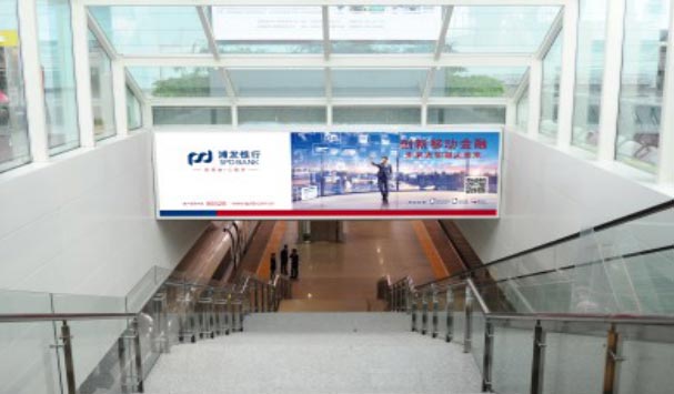 合肥高鐵站的站臺(tái)層都有哪些燈箱媒體？