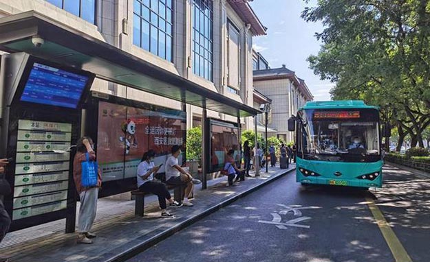 西安公交候車亭廣告投放需要多少錢？