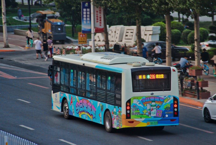 沈陽公交車巴士廣告價格收費標準，沈陽公交車身貼廣告案例優(yōu)勢