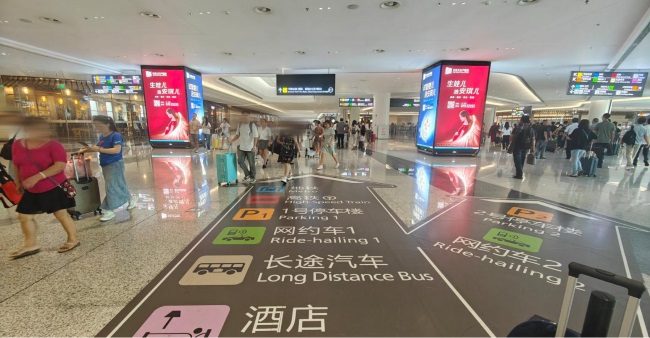 成都天府機場T1國際出發(fā)到達廣告燈箱，成都機場廣告價格