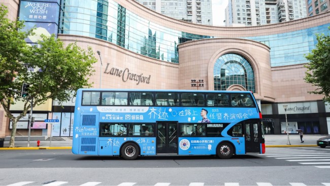 上海雙層觀光車身外車貼巴士廣告投放，上海公交車廣告價格