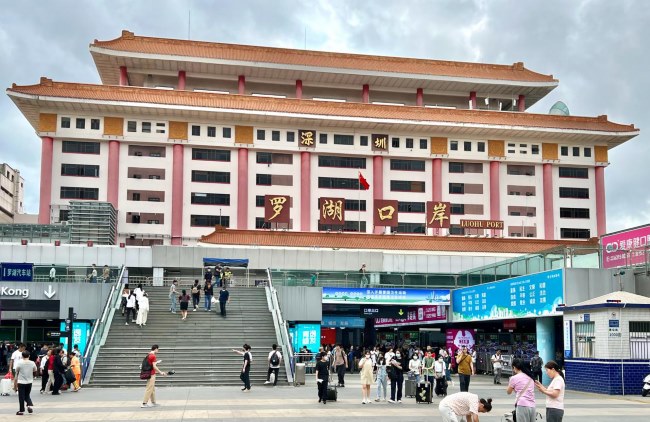 羅湖口岸有哪些廣告位？怎么選擇性價比高的媒體投放？