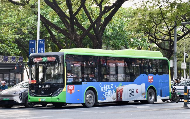 三亞公交車身三側(cè)外車貼廣告投放，三亞公交巴士廣告價(jià)格